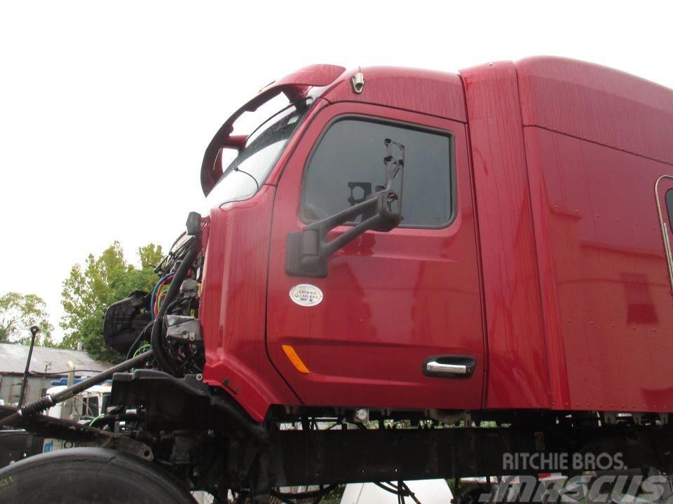 Peterbilt 579 (Cab only, No Sleeper) Other components