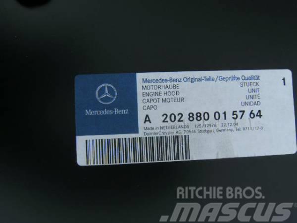 Mercedes-Benz Motorhaube C-Klasse Καμπίνες και εσωτερικό