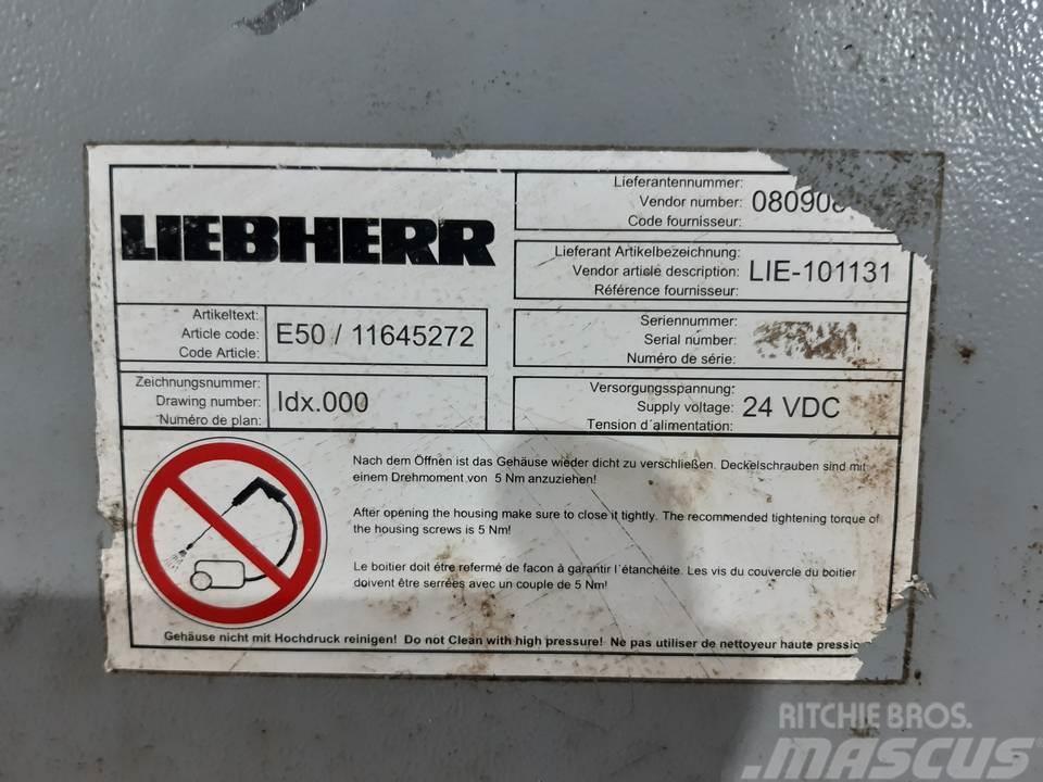 Liebherr R920 Καμπίνες και εσωτερικό