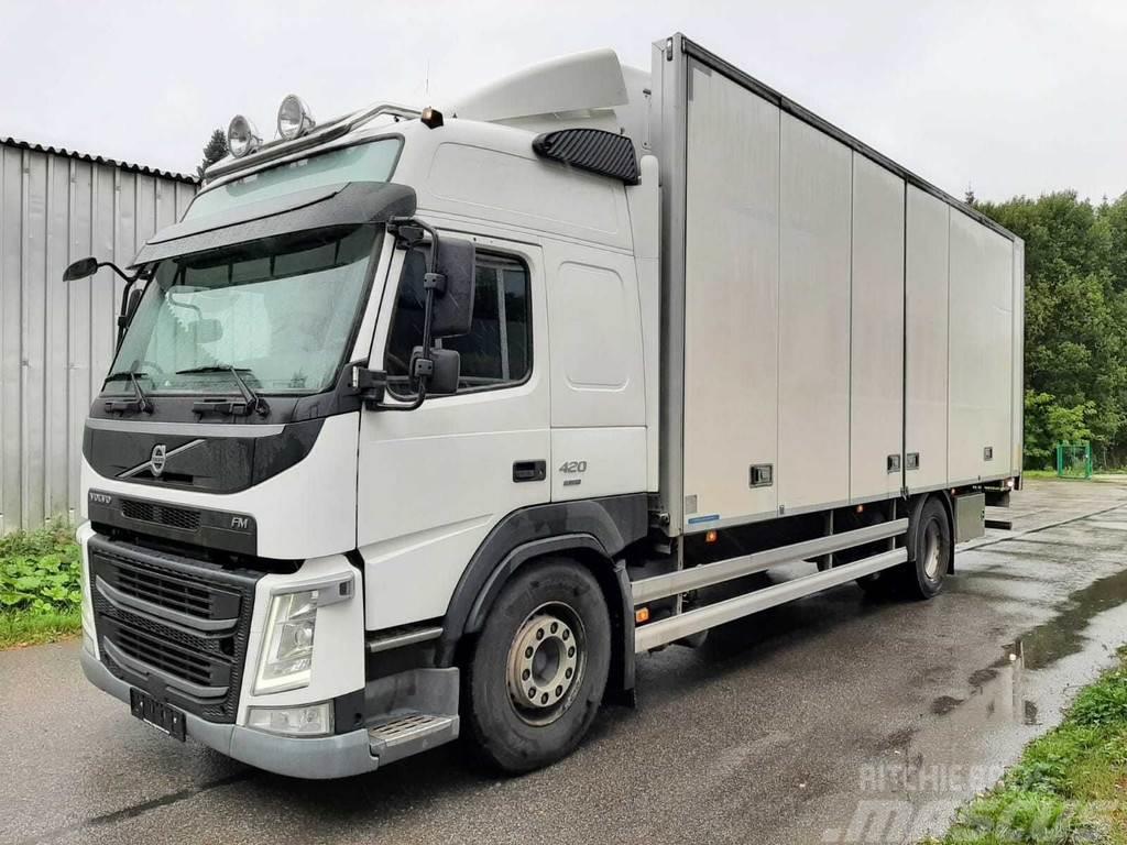 Volvo FM 420 4X2 SIDEOPENING Temperature controlled trucks