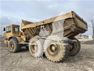 CAT D400D