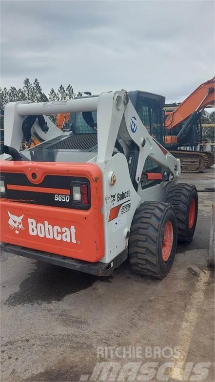 Bobcat S650 Skid steer loaders