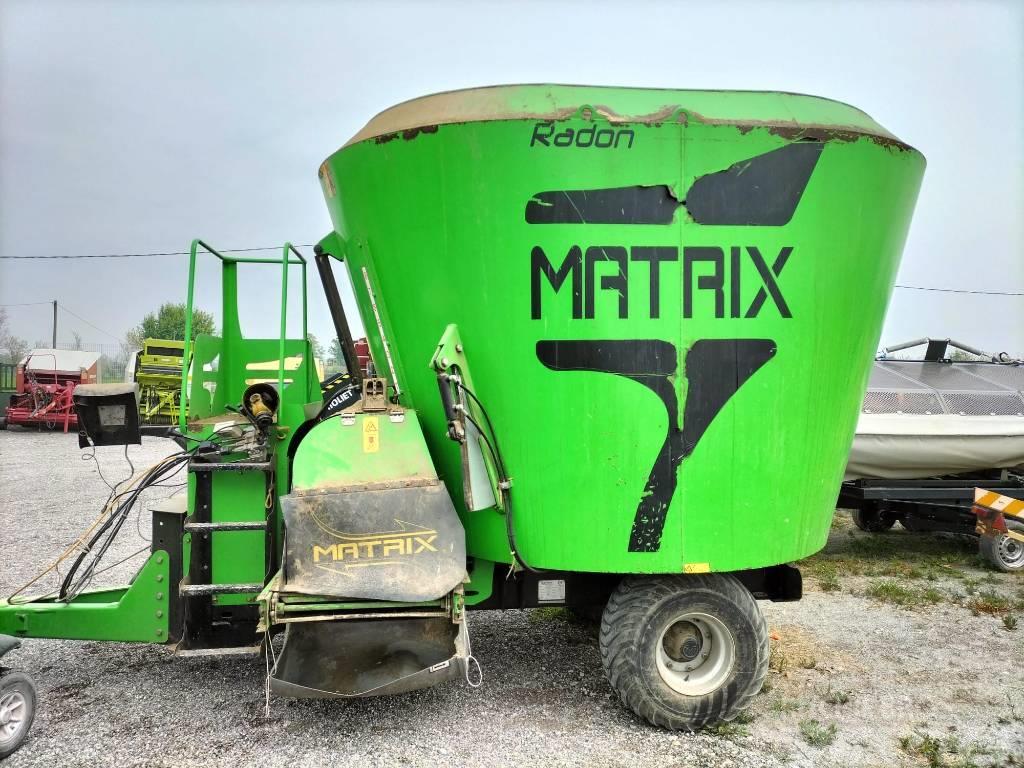  MATRIX MC 16 Mixer feeders