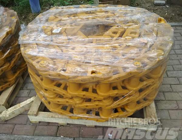 Shantui SD32 track chain assembly Tracks, chains and undercarriage