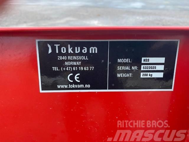 Tokvam KGS konstgräsplog Compact tractor attachments