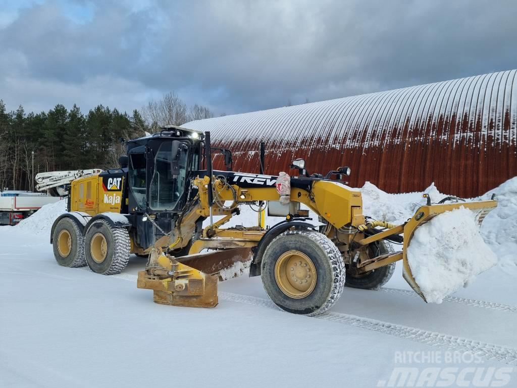 CAT 140M3 with Leica 3D Graders