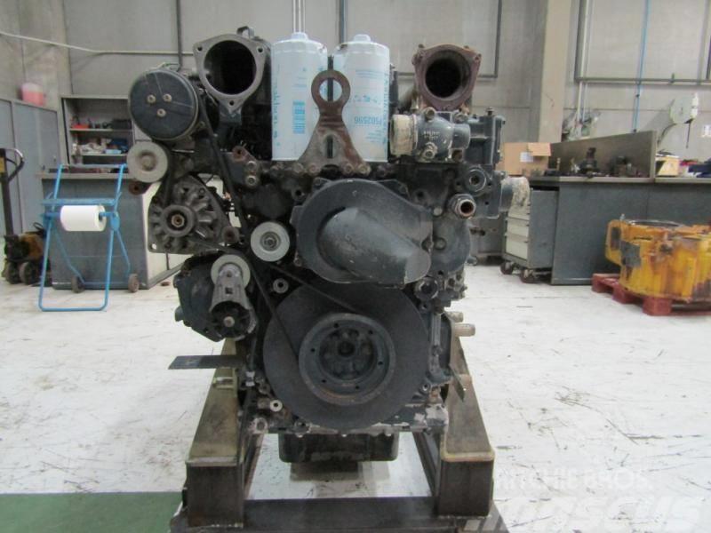 Liebherr R954C Litronic Motor D936L A6 Engines