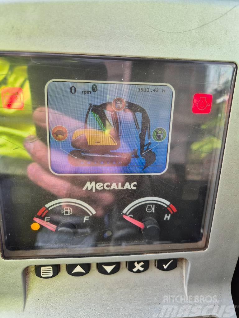 Mecalac MCR8 Midi excavators  7t - 12t