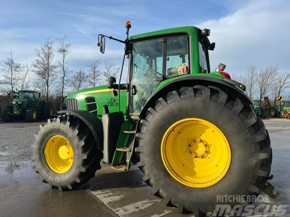 John Deere 7530 AP Tractors