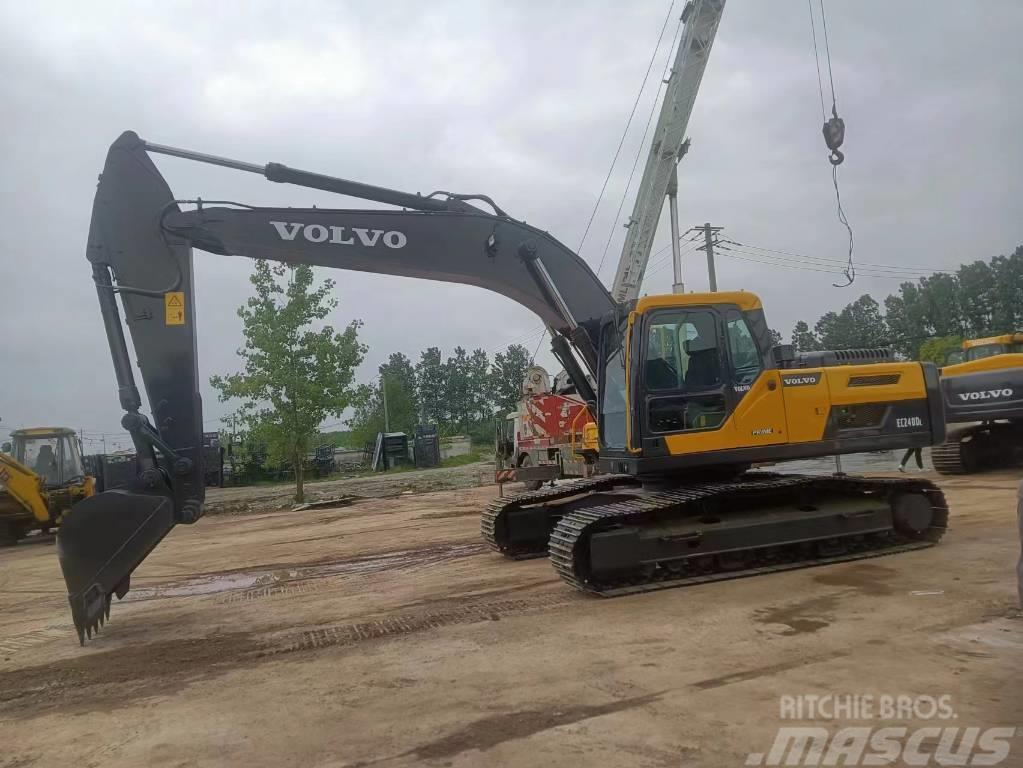 Volvo EC 240 DL Crawler excavators