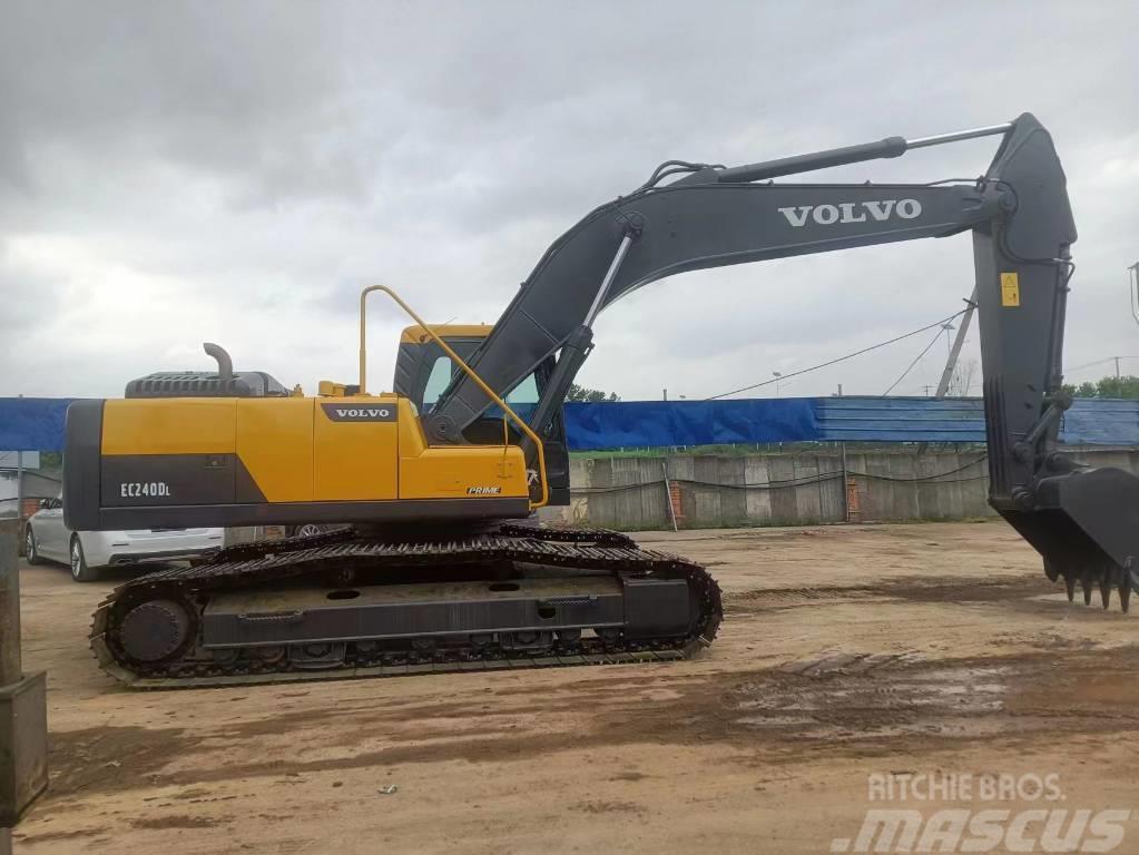 Volvo EC 240 DL Crawler excavators