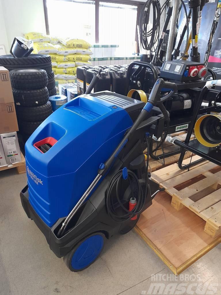 Nilfisk MH 4M-220/1000 FAX, KYSY TARJOUS! Light pressure washers