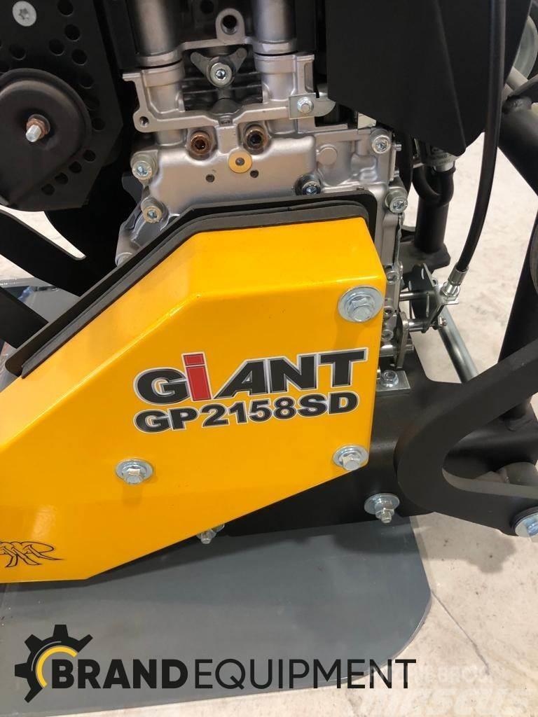 GiANT GP2158SD Plate compactors