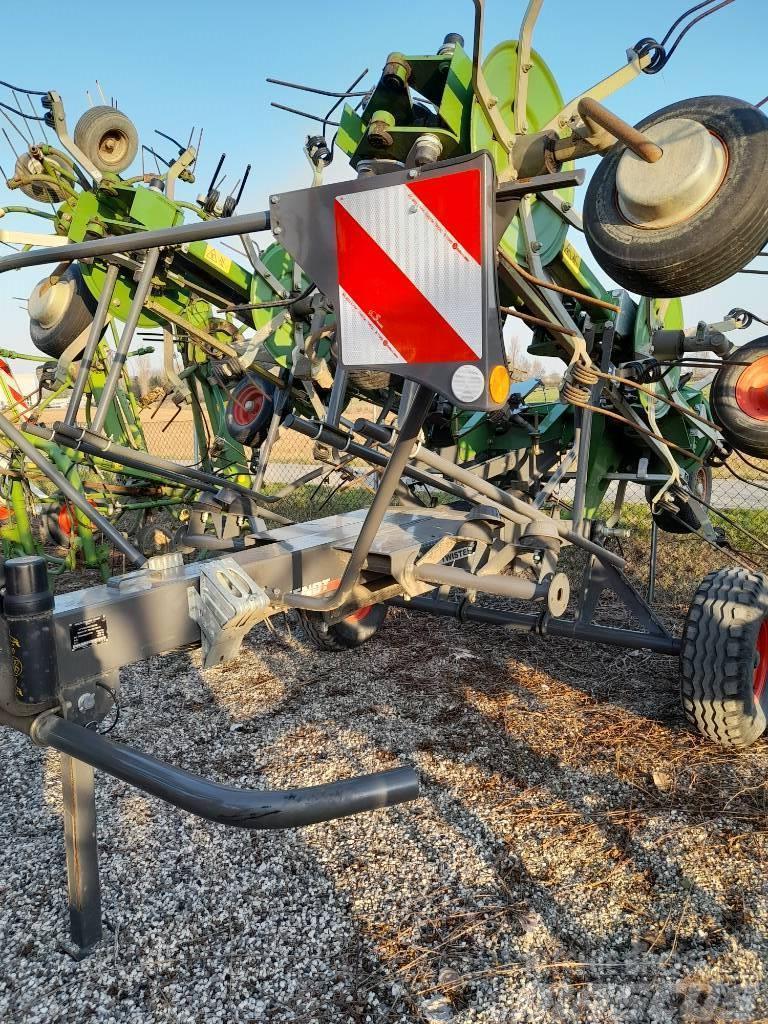 Fendt Twister 901T Rakes and tedders