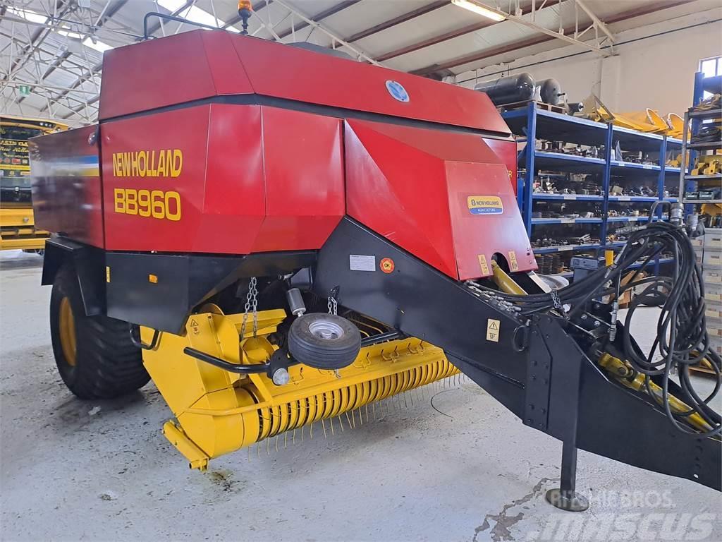 New Holland BB960rc Round balers