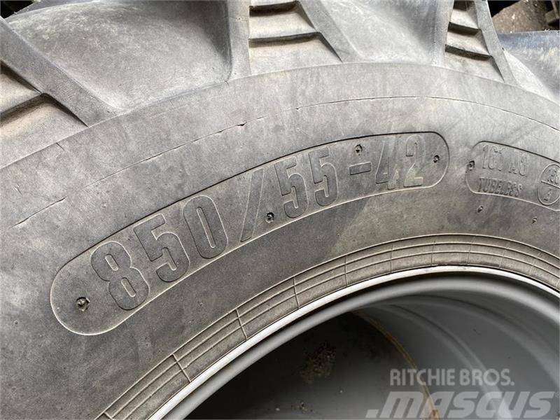 Trelleborg 850/55-42 Tyres, wheels and rims