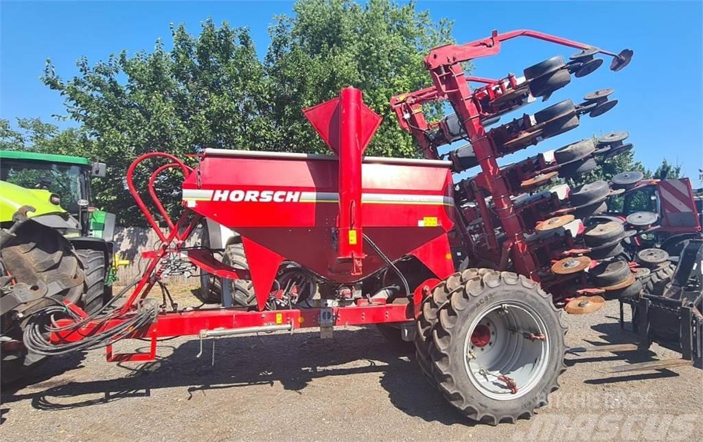 Horsch Maestro 12.45 CC Precision sowing machines