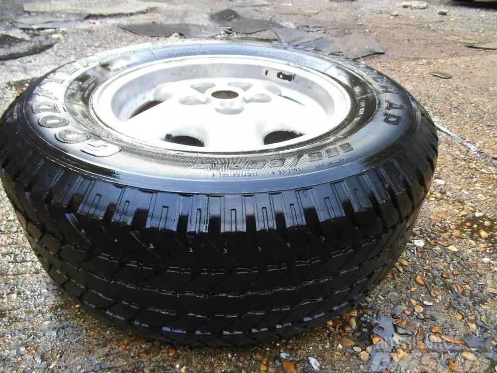 Land Rover ALLOY WHEEL 16 INCH Tyres, wheels and rims