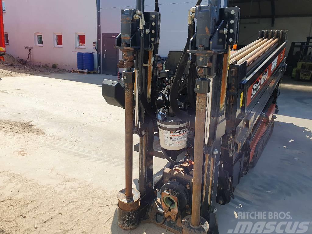 Ditch Witch JT 20 Horizontal Directional Drilling Equipment