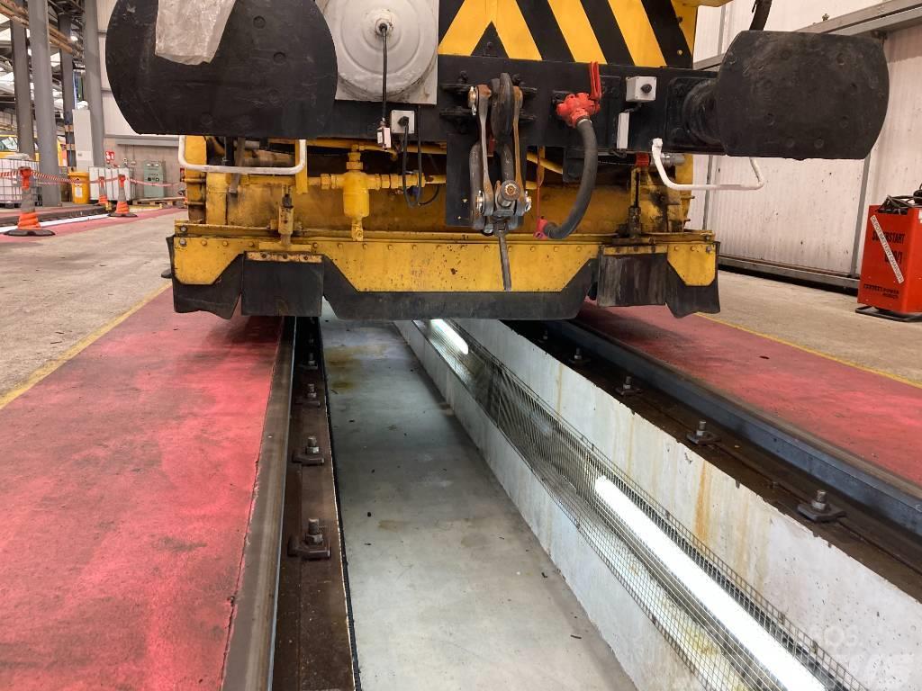  Plasser and Theurer USP 5000 C Regulator Railroad maintenance