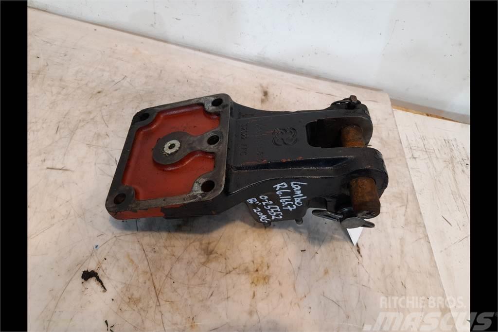 Lamborghini R6.165.7 Top Link Bracket Other agricultural machines