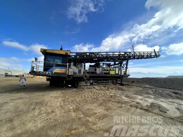  P & H 250XPC Surface drill rigs