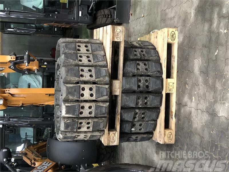  - - -  Rubberlink CASE CX85/90  & CX145 Tracks, chains and undercarriage