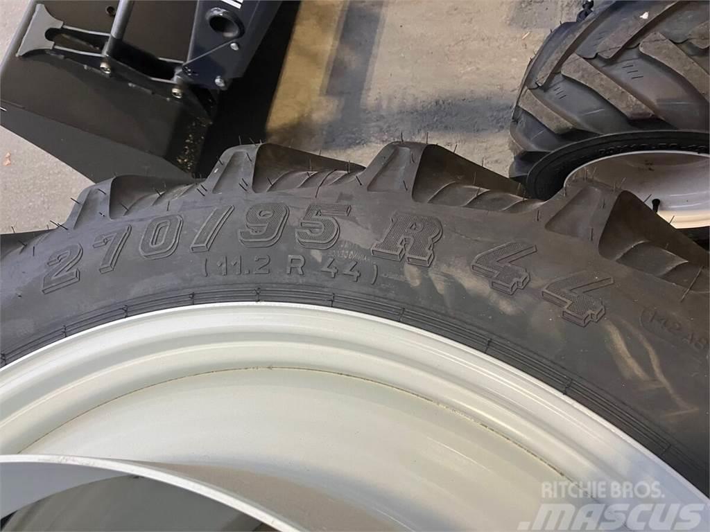  270/95R44 Tyres, wheels and rims