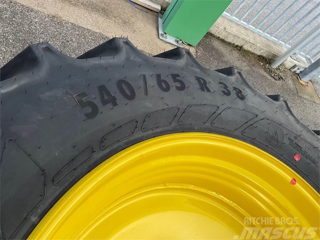  480/65R24 u. 540/65R38 Tyres, wheels and rims
