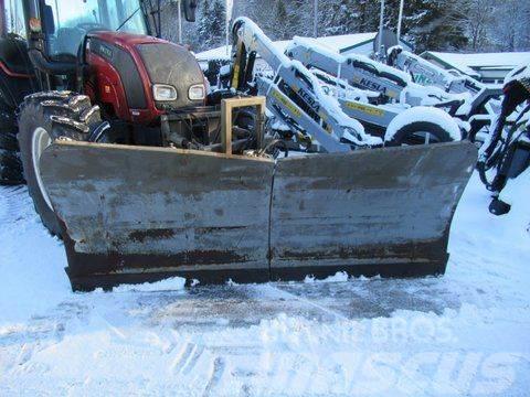  Schilcher 2704 Snow blades and plows