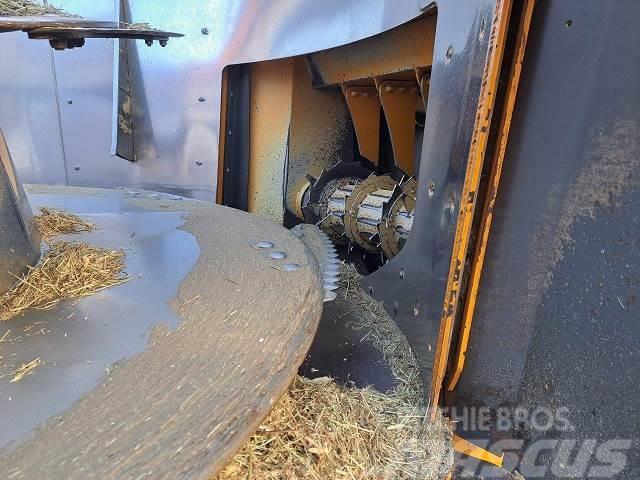 Lucas SPIRMIX Bale shredders, cutters and unrollers