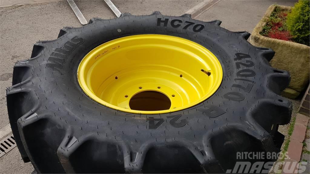 Mitas 420/70 R24 Tyres, wheels and rims