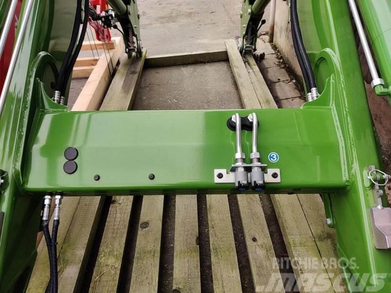 Fendt CARGO 4X75 Front loaders and diggers