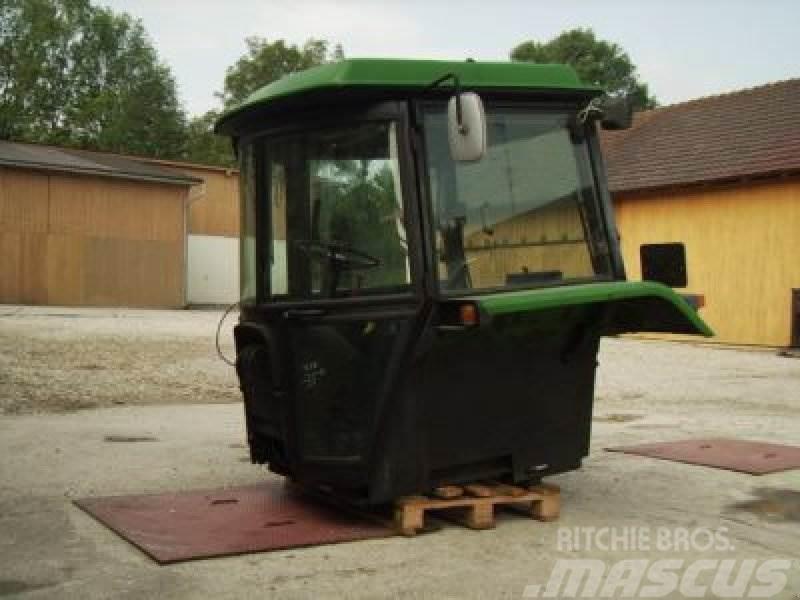 John Deere T300 bis 3650 Tractors