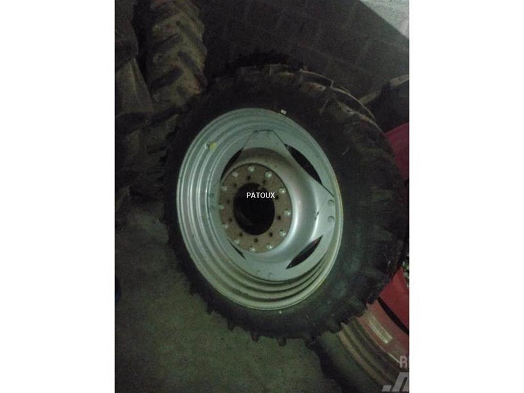 Kleber 300/95R52 Tyres, wheels and rims
