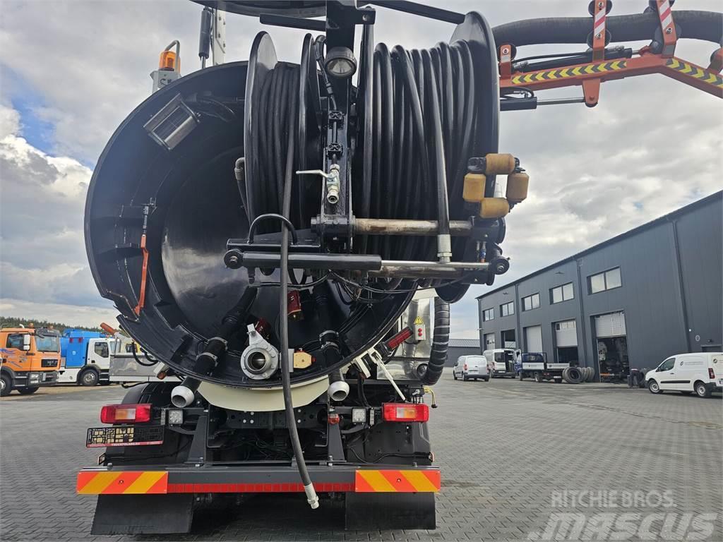 Volvo WUKO ADR ROLBA FOR CLEANING CHANNELS COMBI Utility machines