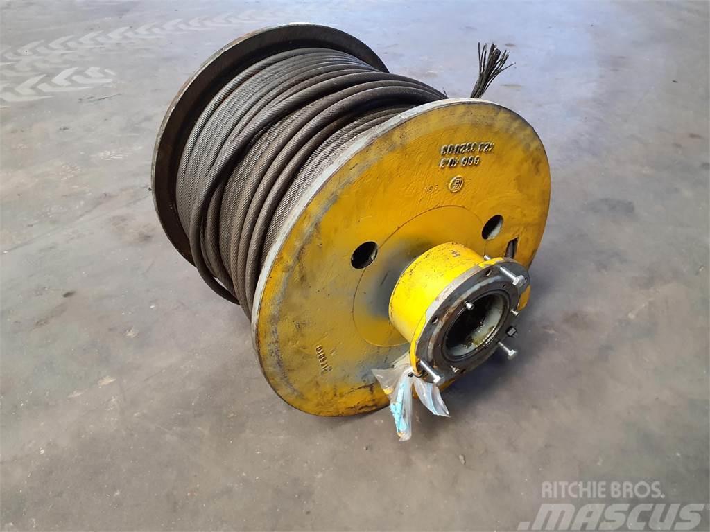 Grove GMK 3050 winch compleet with brake and motor. Crane parts and equipment