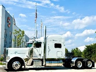 Peterbilt 389