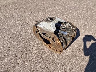 Komatsu G36