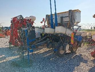 Kinze 3000