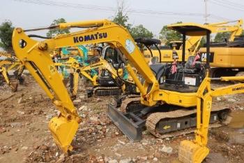 Komatsu PC 40