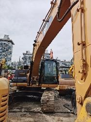 CAT 323D
