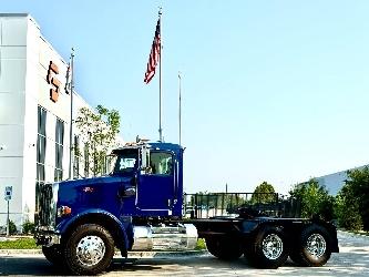 Peterbilt 365