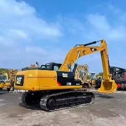 CAT 330
