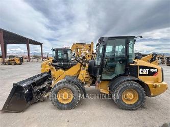 CAT 906M