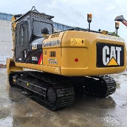 CAT 320D2
