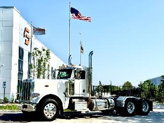 Peterbilt 389