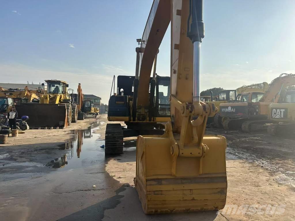 CAT 325 D Εκσκαφείς με ερπύστριες