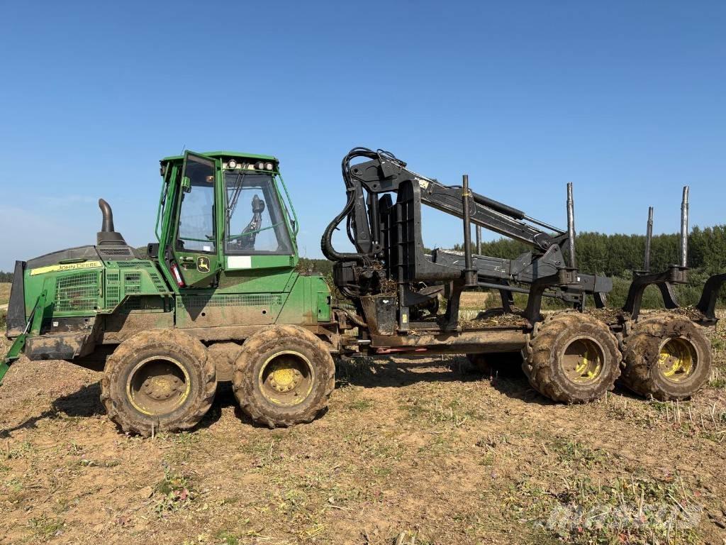 John Deere 1110G Μεταφορείς ξυλείας