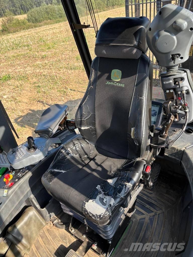 John Deere 1110G Μεταφορείς ξυλείας